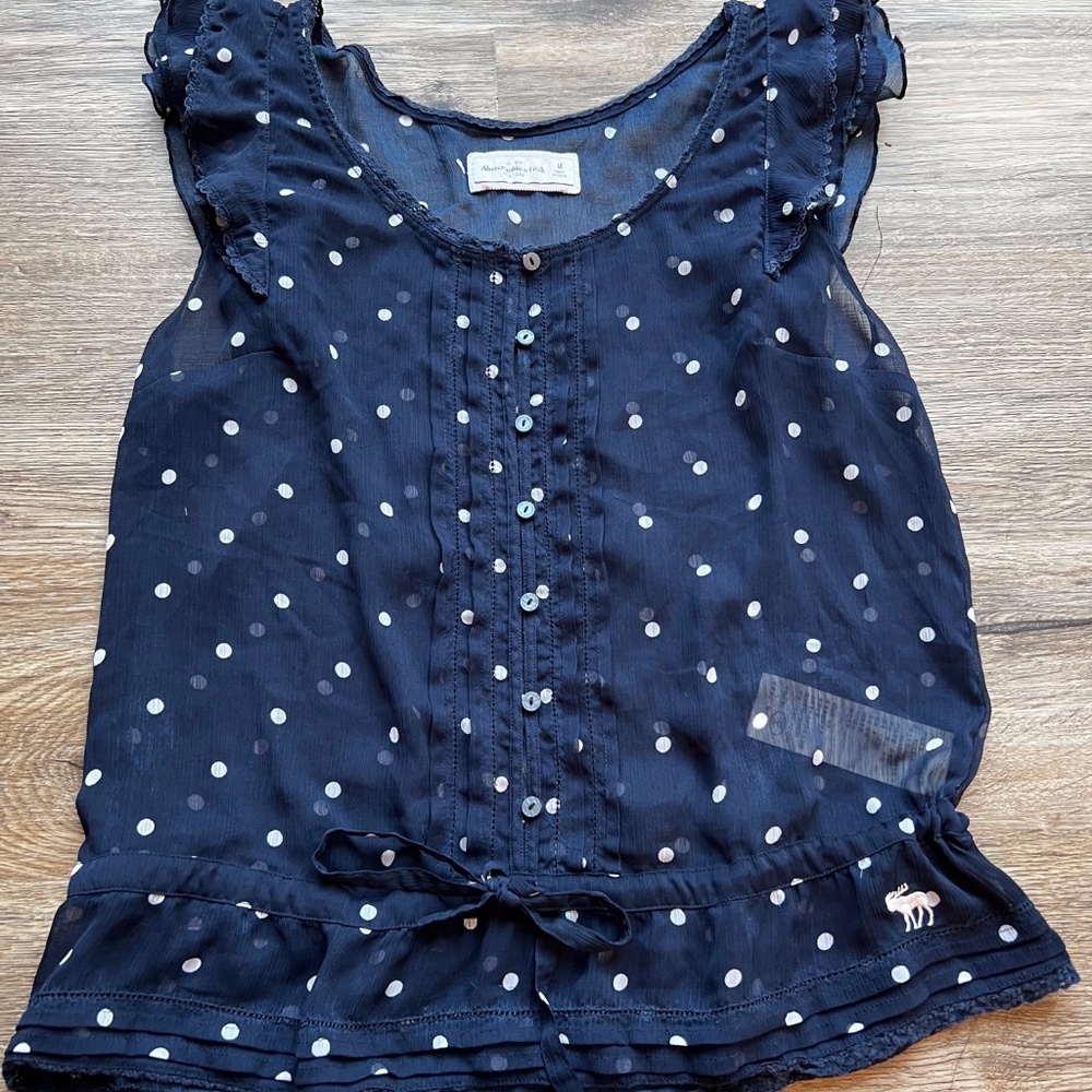 Blue and white polka dot tanktop Abercrombie and fitch